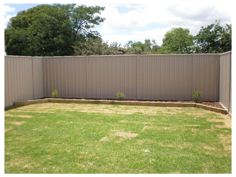 24 Manoora Street, Greenacres SA 5086