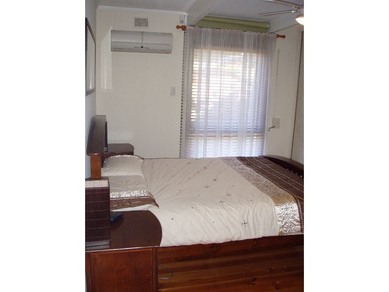 51 Knightsbridge Avenue, Valley View SA 5093