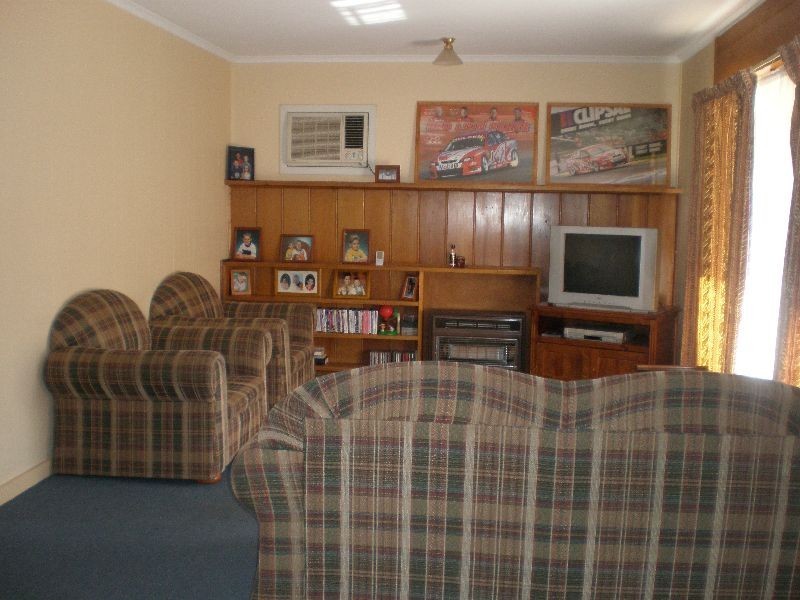 255 Wright Road, Valley View SA 5093