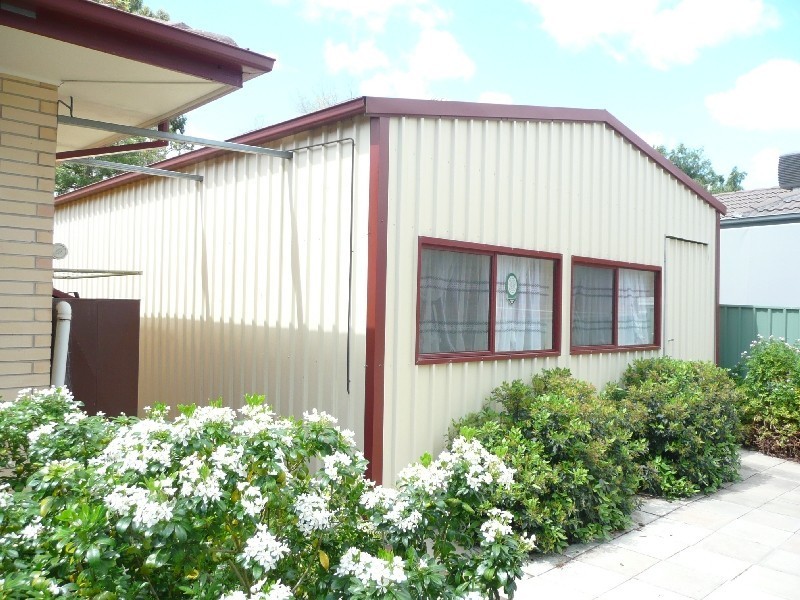 11 Paradise Grove, Highbury SA 5089