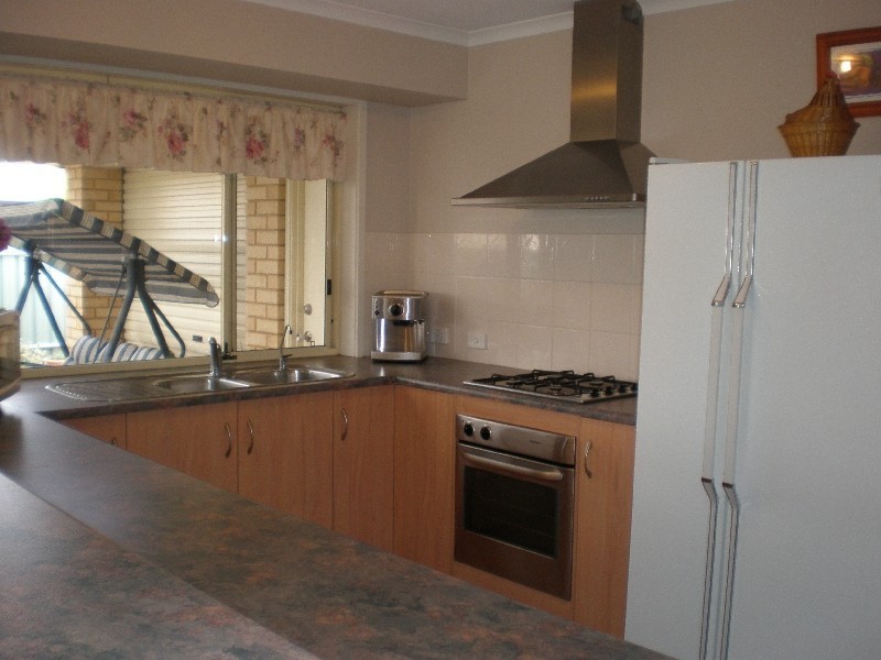 1 Waldin Court, Walkley Heights SA 5098