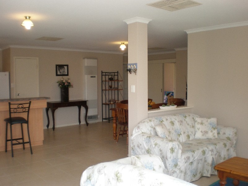 1 Waldin Court, Walkley Heights SA 5098