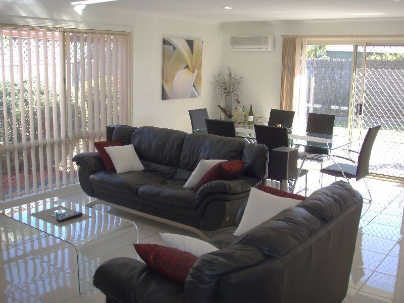 4 Macquarie Avenue, Hillcrest SA 5086