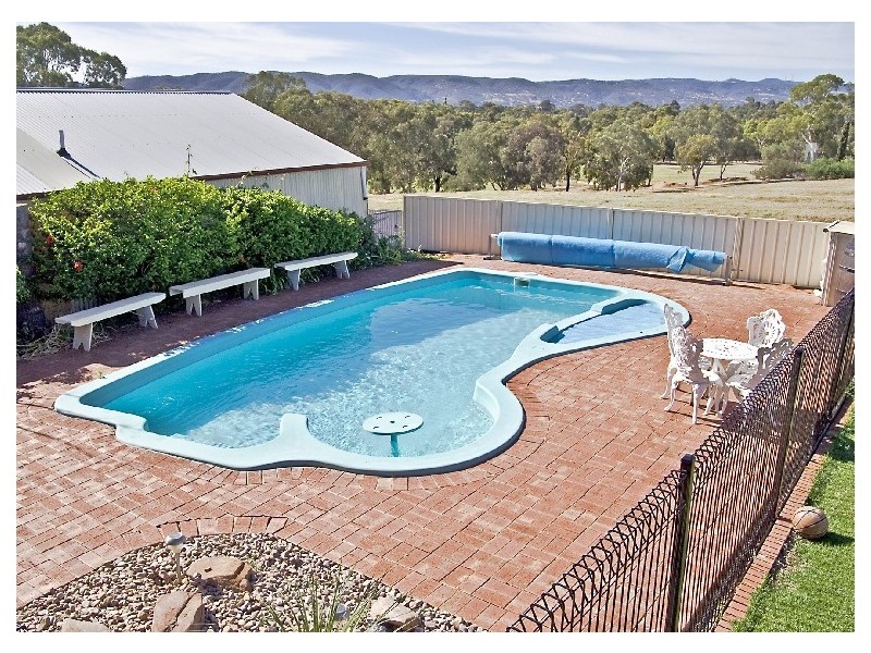 3 Geraldine Street, Valley View SA 5093