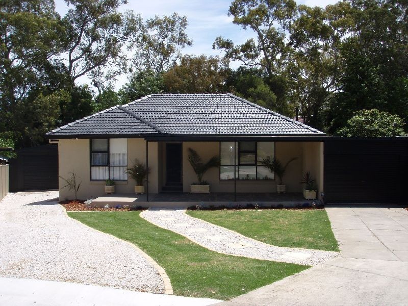 12 Stirling Walk, Redwood Park SA 5097