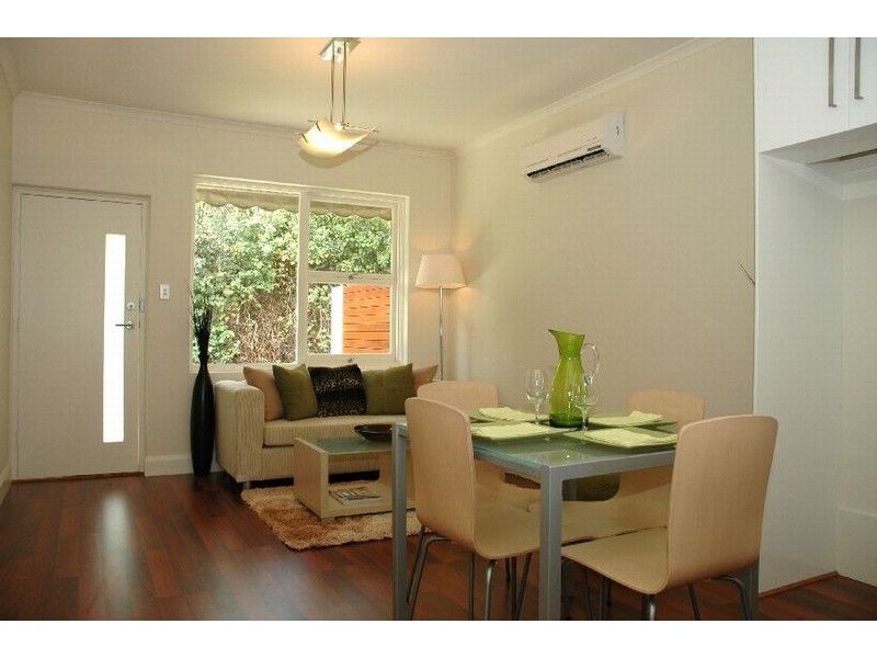 4/18 Gurrs Road, Kensington Park SA 5068