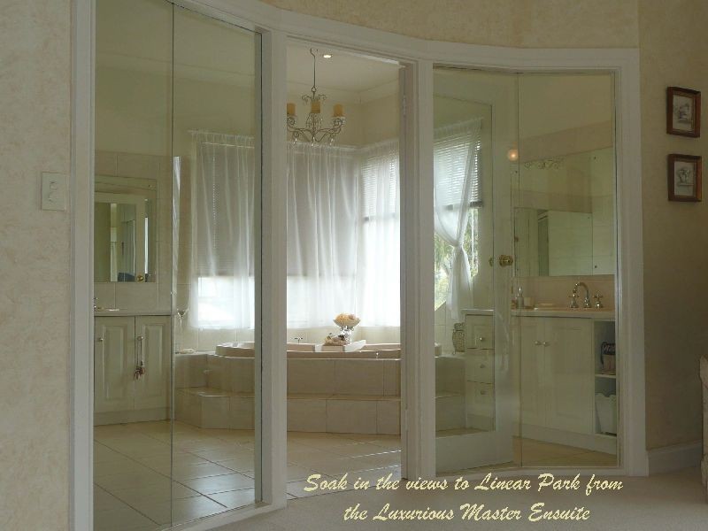 17 Blue Wren Court, Highbury SA 5089