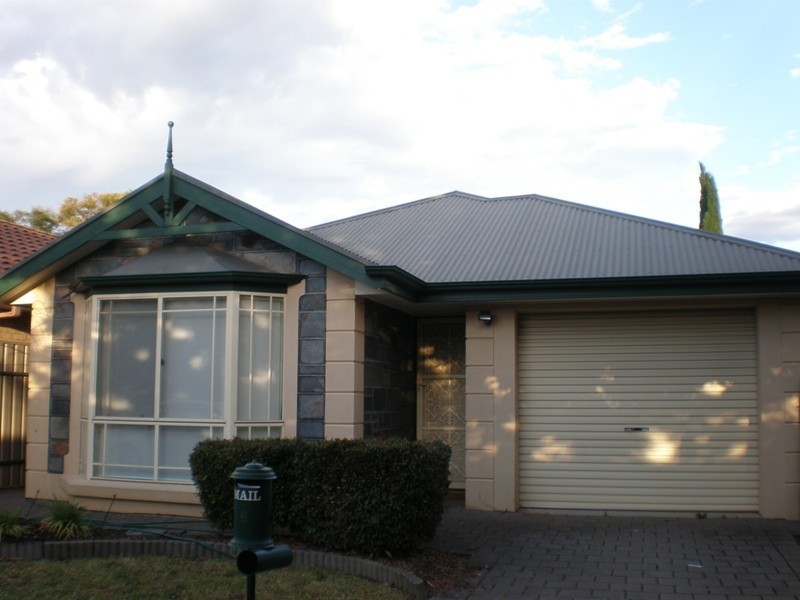 6 Buckingham Street, Oakden SA 5086