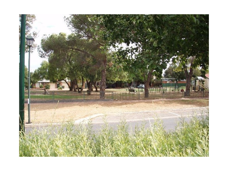 16 Florence Street, Oakden SA 5086