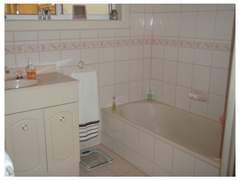 2 Bethel Avenue, Modbury SA 5092