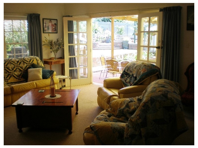 54 Knightsbridge Avenue, Valley View SA 5093