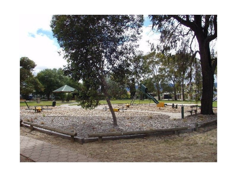 8 Burdekin Avenue, Hillcrest SA 5086