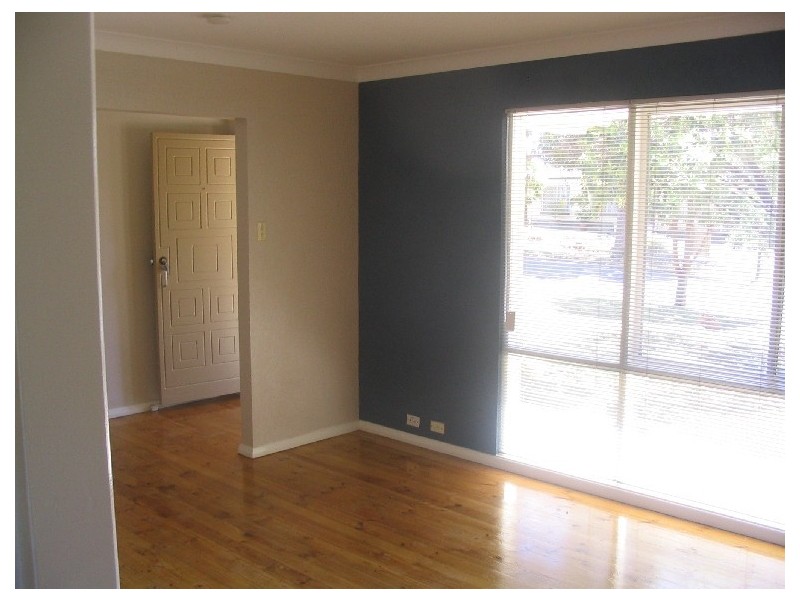 9 Newcombe Drive, Gilles Plains SA 5086