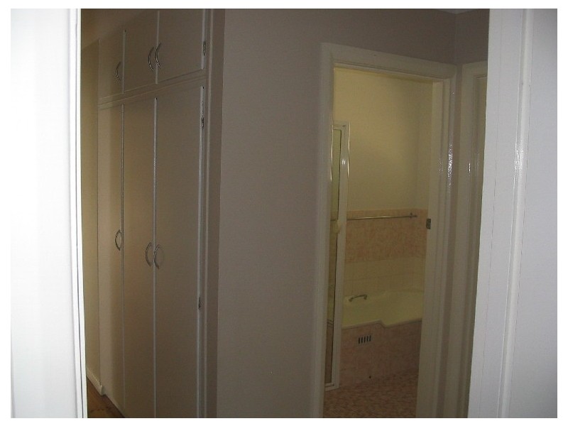 9 Newcombe Drive, Gilles Plains SA 5086