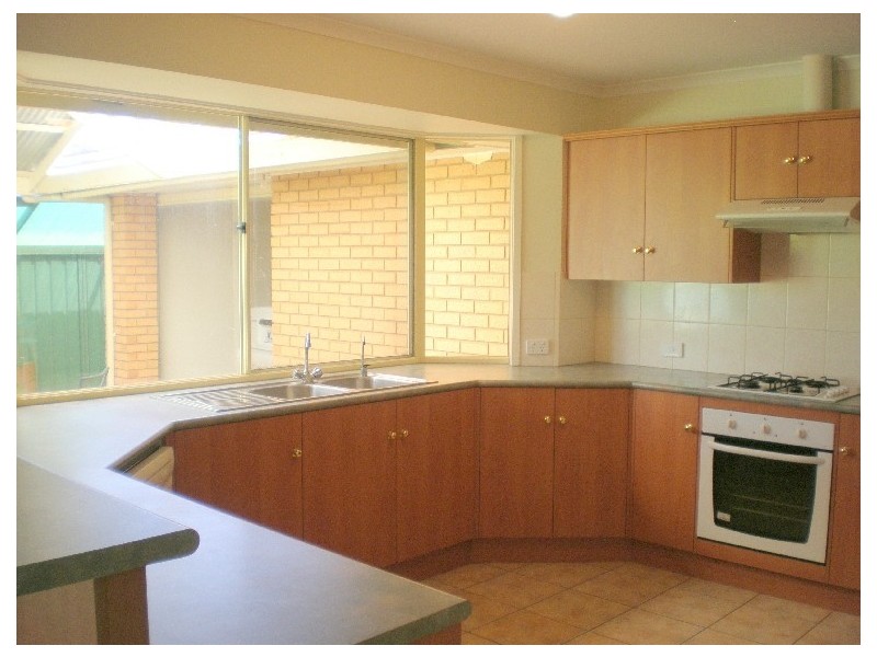 24 Sandstone Avenue, Walkley Heights SA 5098