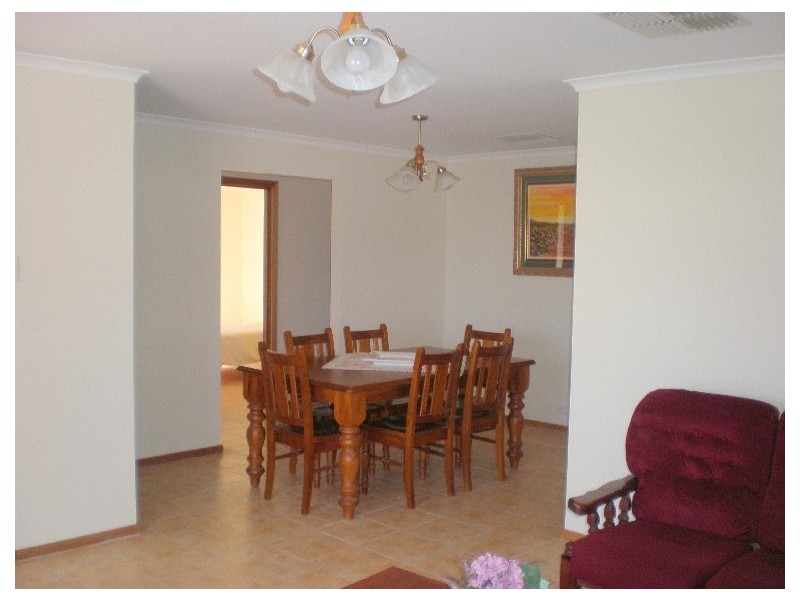 24 Sandstone Avenue, Walkley Heights SA 5098