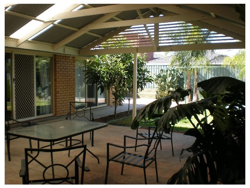 24 Sandstone Avenue, Walkley Heights SA 5098