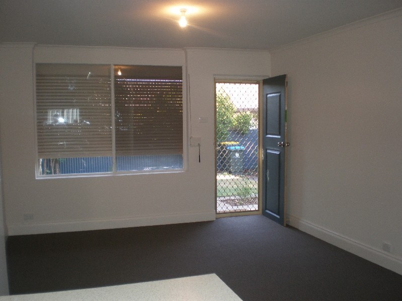 2/16 Pauls Drive, Valley View SA 5093