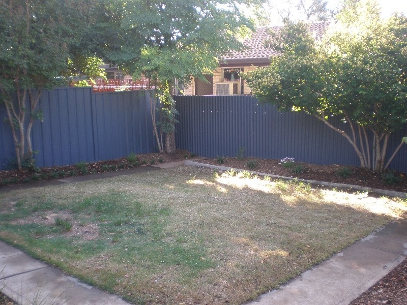 2/16 Pauls Drive, Valley View SA 5093