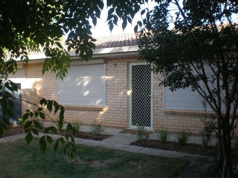 2/16 Pauls Drive, Valley View SA 5093