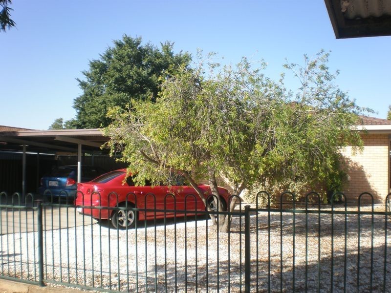 2/16 Pauls Drive, Valley View SA 5093