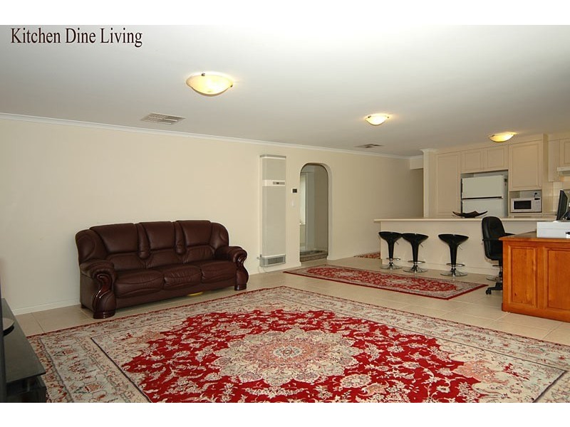 34 Rowe Circuit, Walkley Heights SA 5098