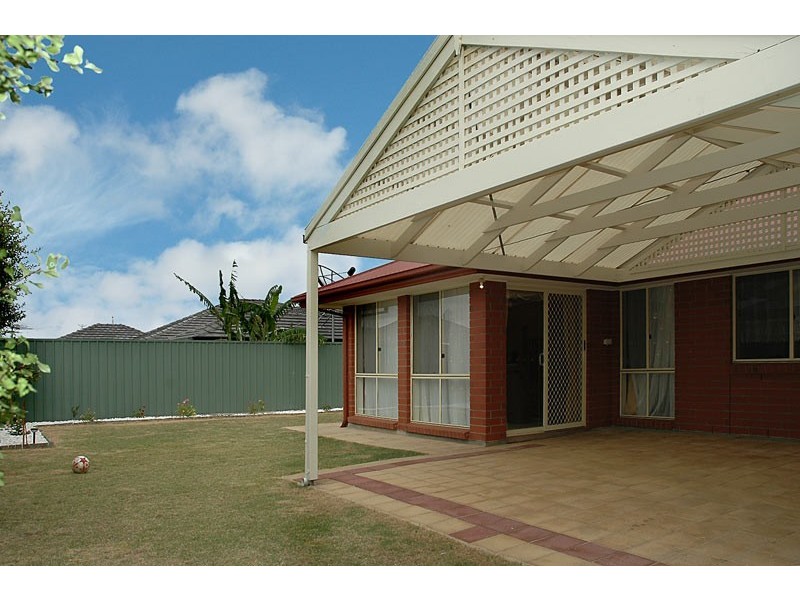 34 Rowe Circuit, Walkley Heights SA 5098