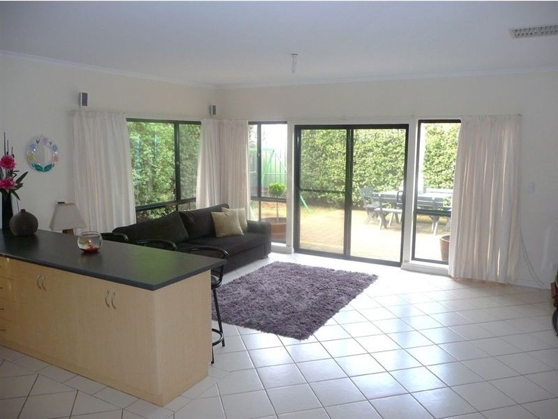 30 Bushman Drive, Walkley Heights SA 5098