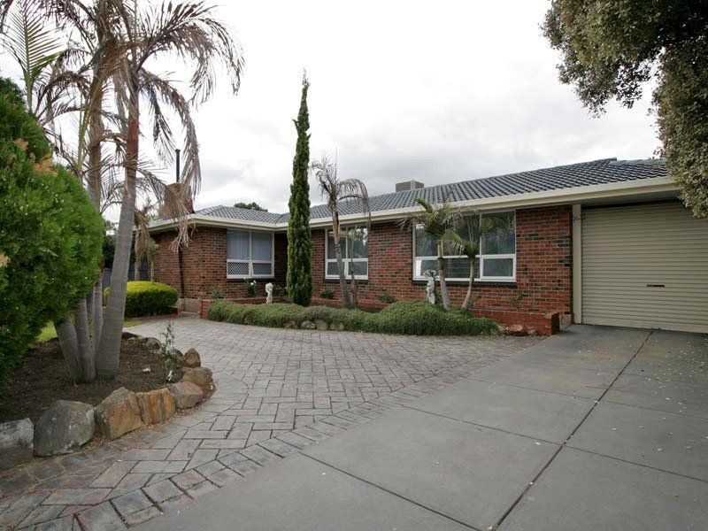 33 Awoonga Road, Highbury SA 5089