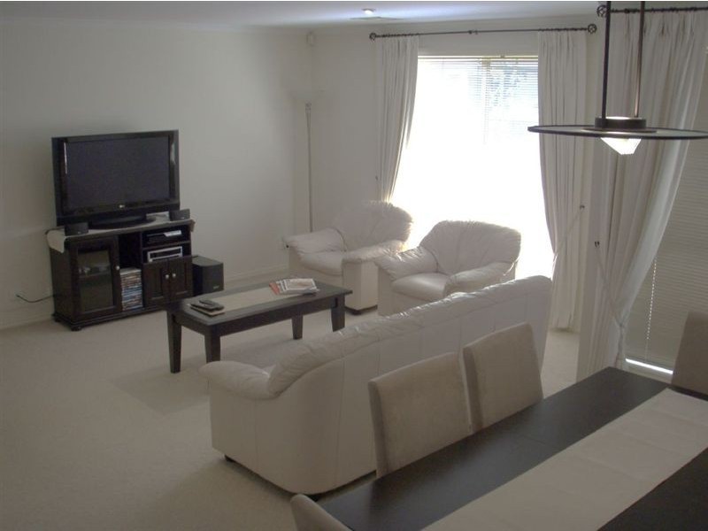 10 Attingham Crescent, Oakden SA 5086