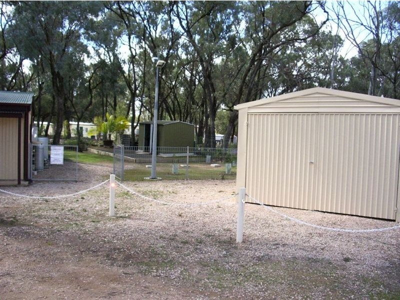 Shack 34 Paisley Creek Estate, Blanchetown SA 5357