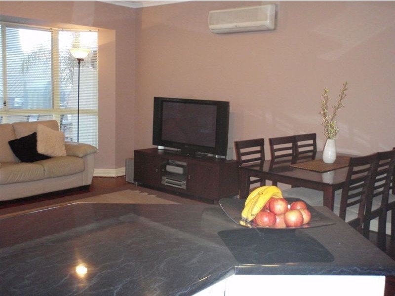 5 Lemon Crescent, Golden Grove SA 5125