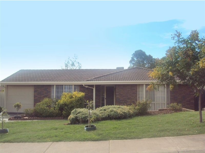 10 Dotterel Court, Wynn Vale SA 5127