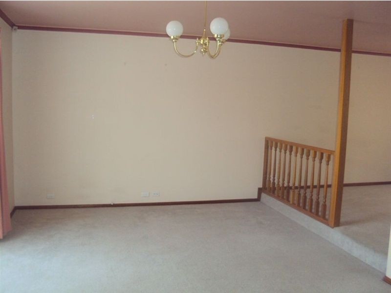 10 Dotterel Court, Wynn Vale SA 5127