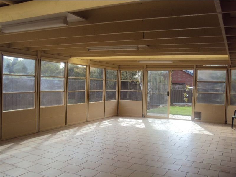 10 Dotterel Court, Wynn Vale SA 5127