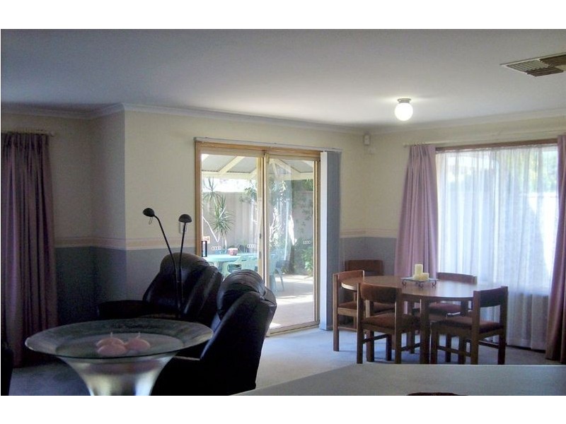 44 Bristol Terrace, Oakden SA 5086