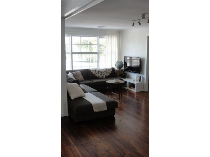 19 Deakin Avenue, Hope Valley SA 5090