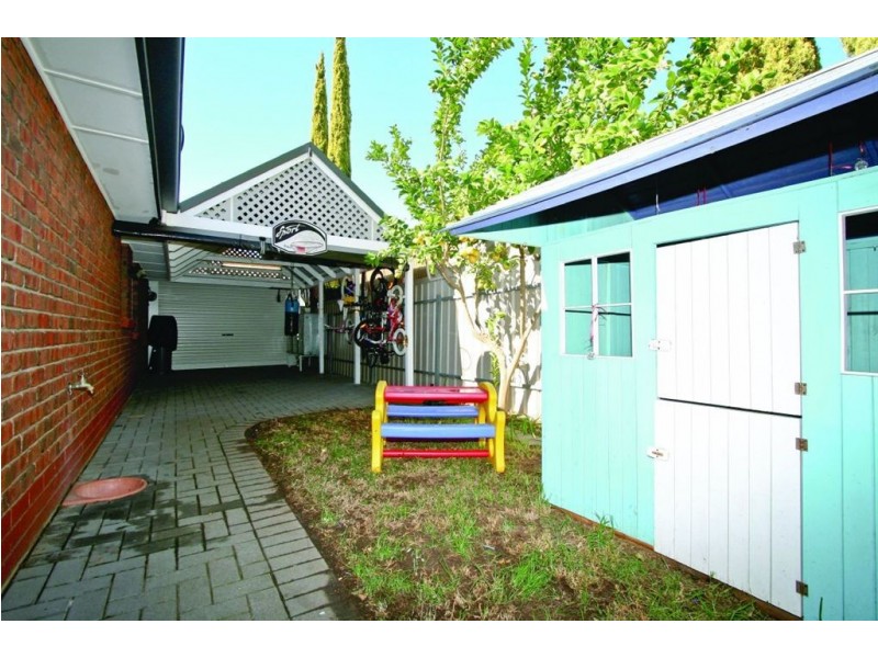 37 Attingham Crescent, Oakden SA 5086