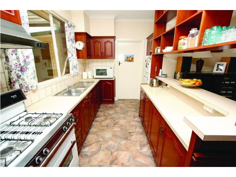 24 Maple Avenue, Klemzig SA 5087