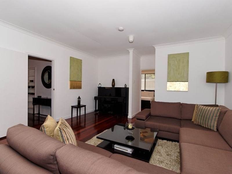 11 Trafford Road, Highbury SA 5089