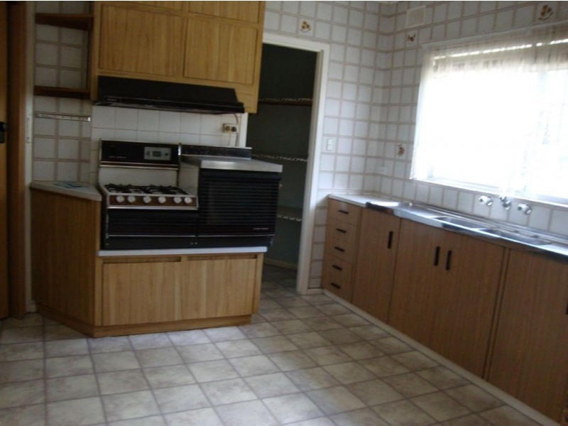 1 Philip Street, Valley View SA 5093