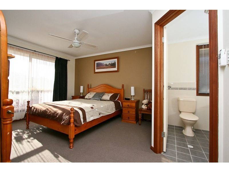 10 Lucy Drive, Munno Para West SA 5115