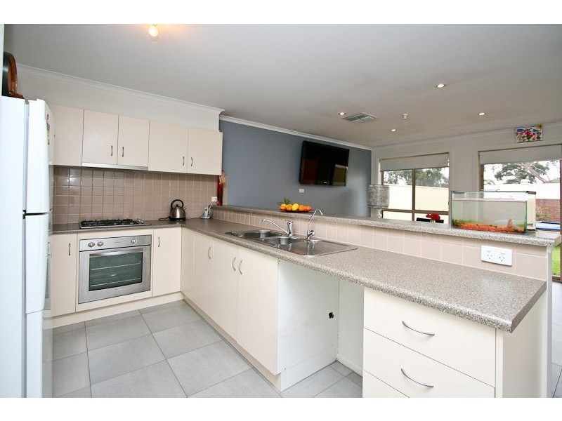 1C Jennier Crescent, Para Hills SA 5096
