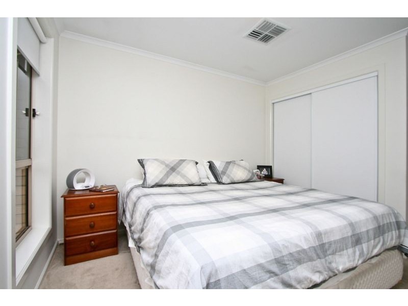 1C Jennier Crescent, Para Hills SA 5096