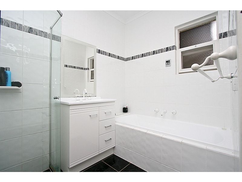 15 Finsterwald Way, Fairview Park SA 5126