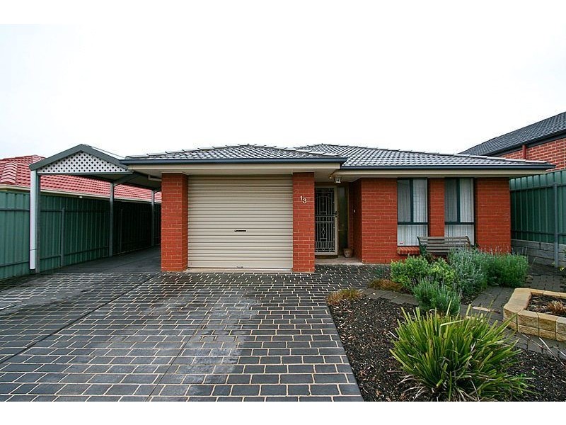 13 Sandstone Avenue, Walkley Heights SA 5098