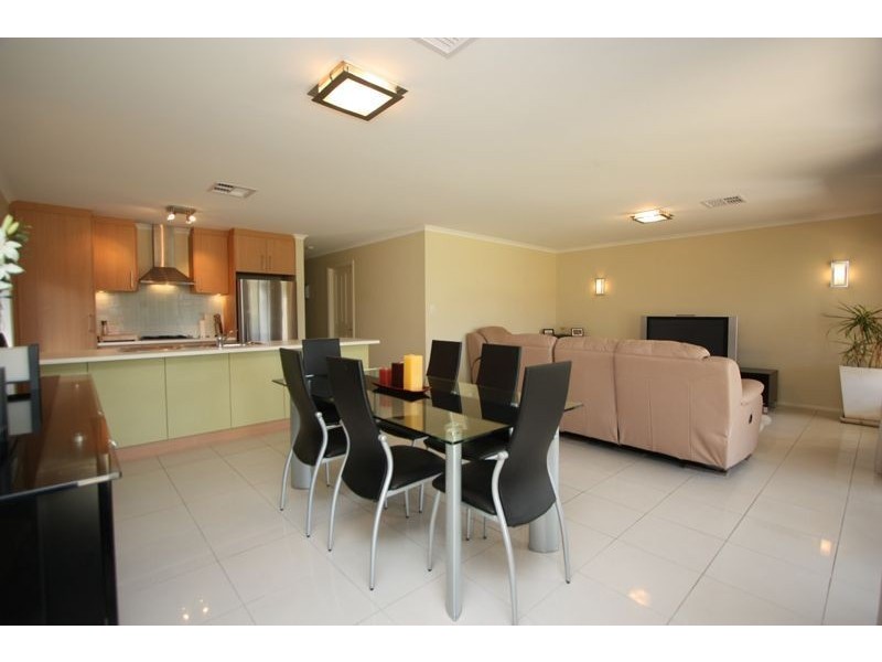 15 Eaton Avenue, Kilburn SA 5084