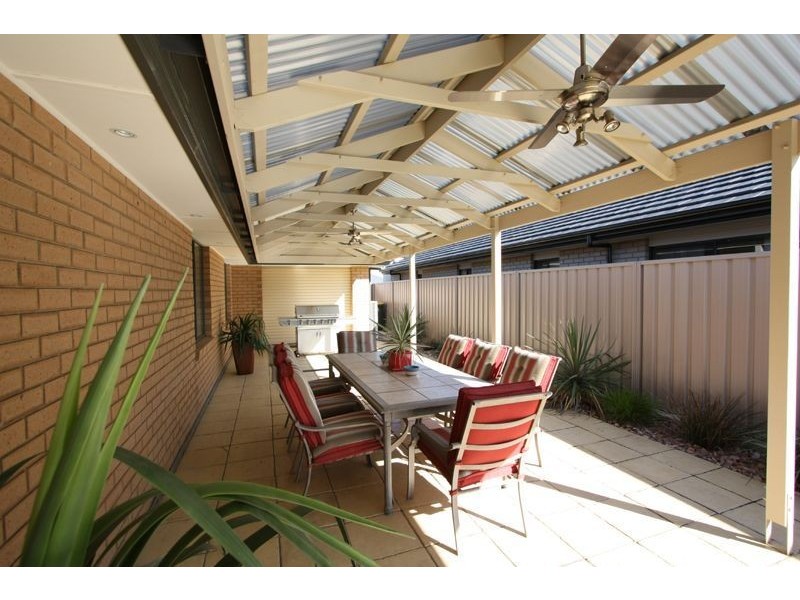 15 Eaton Avenue, Kilburn SA 5084