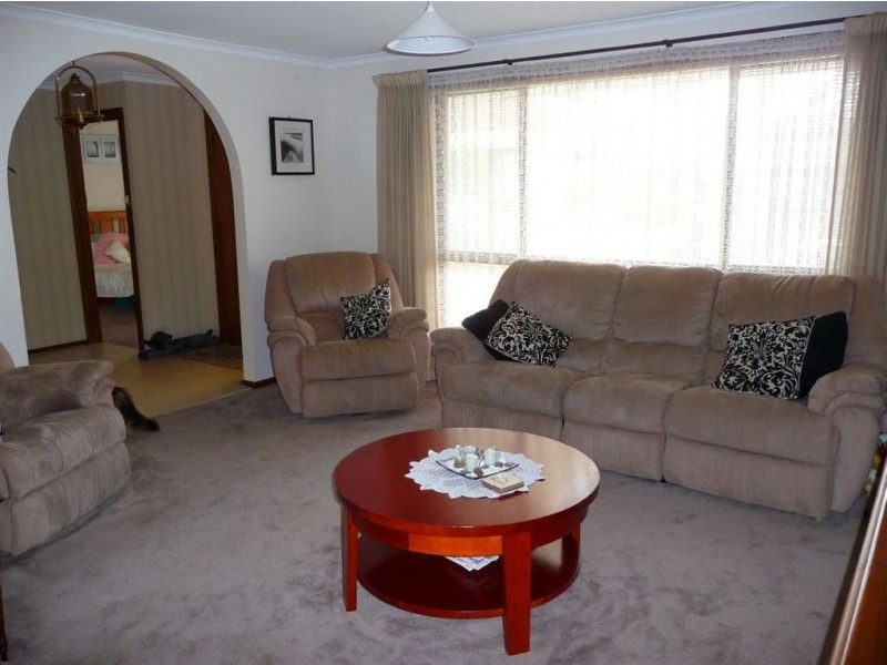 10 Amethyst Crescent, Hope Valley SA 5090