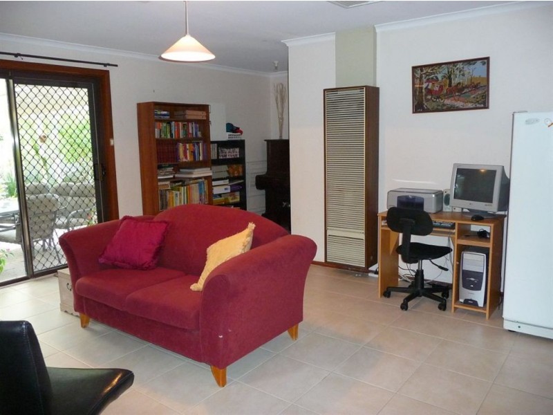 10 Amethyst Crescent, Hope Valley SA 5090